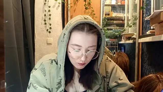 PhoebePalmer online show from February 2026 08:20:02 PM