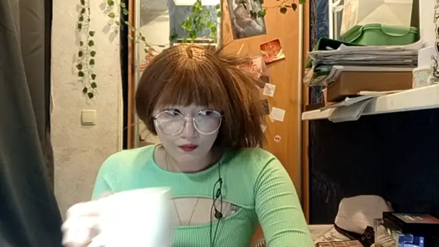 PhoebePalmer online show from March 2026 08:12:01 PM