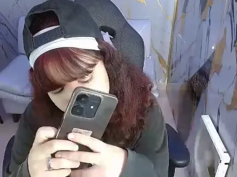 Snapshot of Andrea_girlx chatting on February 2026 01:51:02 PM Andrea girlx online show from February 2026 01:51:02 PM