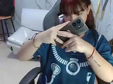 Snapshot of Andrea_girlx chatting on February 2026 01:28:01 PM Andrea girlx online show from February 2026 01:28:01 PM