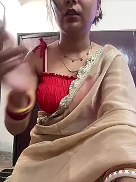 kavyababy00 online show from March 2026 07:33:01 AM