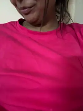 kavyababy00 online show from May 2026 10:37:02 AM