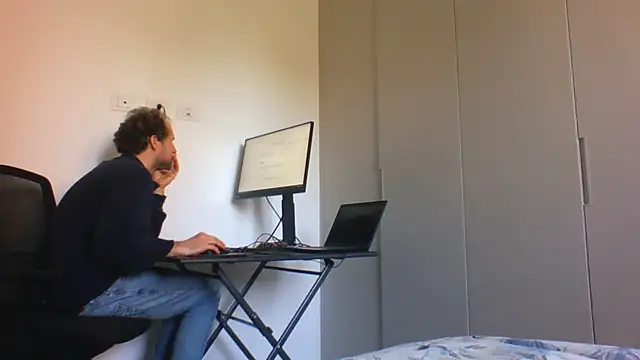 andre italy online show from April 2026 03:13:02 PM