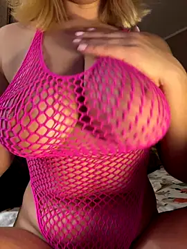Best-B00bs online show from October 2025 10:44:02 PM