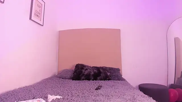 im tiffany  online show from February 2026 04:23:01 AM