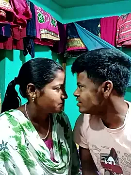 Snapshot of Your_deshibhabi25years chatting on March 2026 10:45:01 PM Your deshibhabi25years online show from March 2026 10:45:01 PM