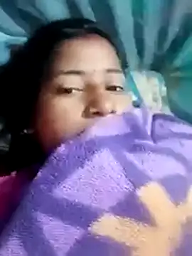 Snapshot of Your_deshibhabi25years chatting on March 2026 11:45:02 PM Your deshibhabi25years online show from March 2026 11:45:02 PM