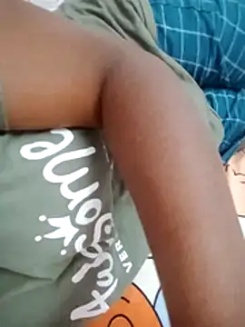 Snapshot of pallaviiii chatting on February 2026 11:43:02 AM pallaviiii online show from February 2026 11:43:02 AM