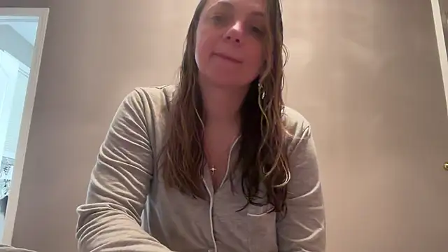 Snapshot of ShyFlameLive chatting on February 2026 10:54:01 PM ShyFlameLive online show from February 2026 10:54:01 PM