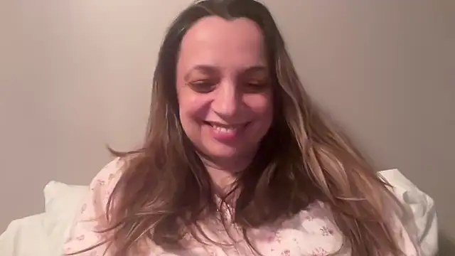 Snapshot of ShyFlameLive chatting on February 2026 02:25:01 AM ShyFlameLive online show from February 2026 02:25:01 AM