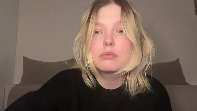 Ophelia Ritz online show from March 2026 10:26:01 PM