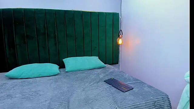 Amber-Horney online show from March 2026 03:12:01 PM