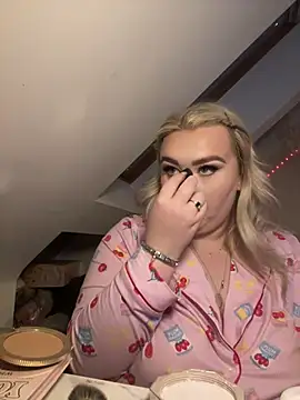 TwoWayT xx online show from March 2026 04:18:02 PM