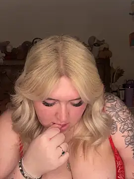 TwoWayT xx online show from February 2026 12:00:02 AM