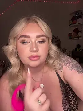 TwoWayT xx online show from February 2026 12:30:02 AM