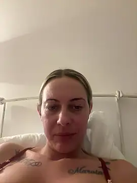 SophieSchmidt online show from February 2026 07:25:01 PM