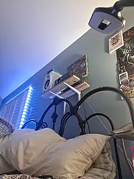 TrndSettr online show from February 2026 06:45:02 AM