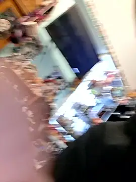 TrndSettr online show from February 2026 12:35:01 PM