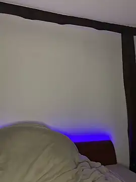 Snapshot of Zoey__08 chatting on February 2026 04:42:02 PM Zoey 08 online show from February 2026 04:42:02 PM