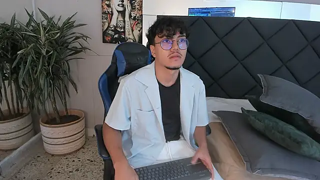 kai storn online show from February 2026 11:32:01 AM