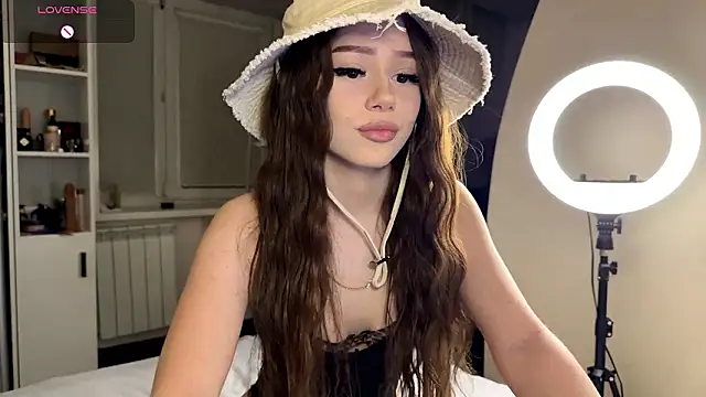 randiburt online show from March 2026 01:54:01 PM