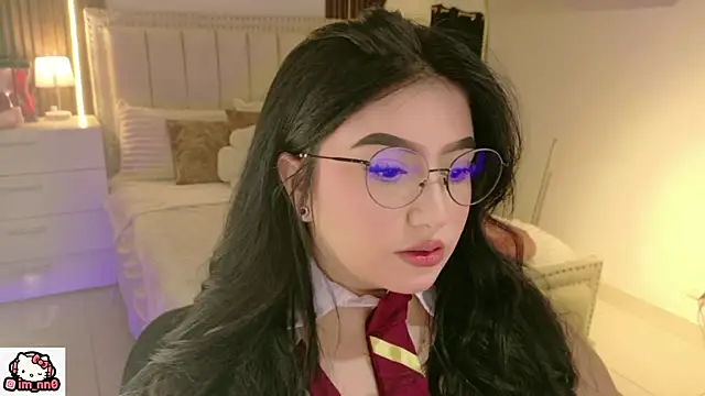 ninna sweet online show from April 2026 12:53:01 PM