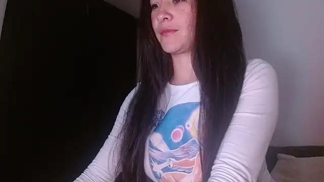sensualstryp online show from June 2026 12:50:01 AM