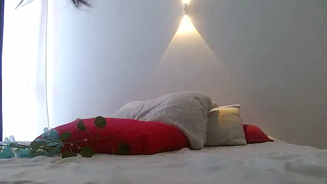 sensualstryp online show from April 2026 10:46:02 PM