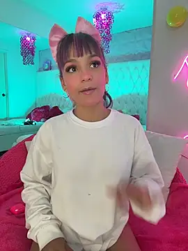 Kitty madness online show from March 2026 08:19:01 PM