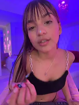 Snapshot of Kitty_madness chatting on April 2026 09:10:02 PM Kitty madness online show from April 2026 09:10:02 PM