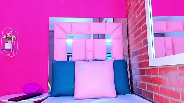 Baby doll XOXO online show from February 2026 03:45:01 PM