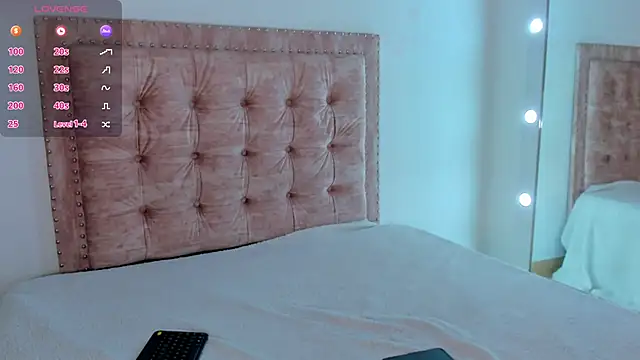 Jennifer Lee  online show from March 2026 03:19:01 AM