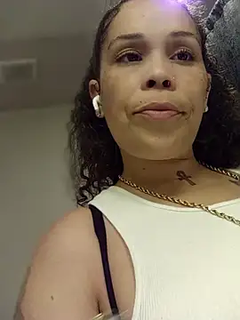 harleycakess online show from April 2026 10:46:02 PM