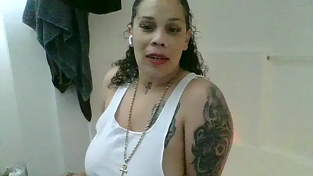 harleycakess online show from March 2026 09:52:02 PM