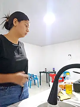 Cris18sexy online show from February 2026 12:27:01 PM