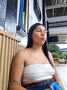 Cris18sexy online show from February 2026 09:34:02 PM