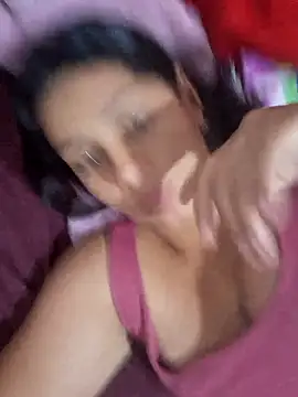 Cris18sexy online show from February 2026 06:19:01 PM