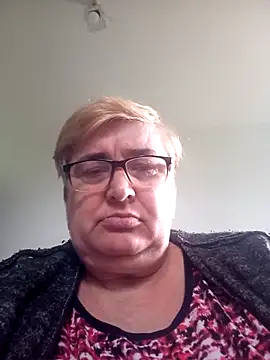 SusanStar874 online show from April 2026 07:37:02 AM