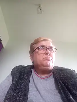 SusanStar874 online show from April 2026 01:57:02 PM