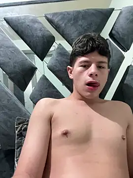 Andy12912 online show from February 2026 04:40:01 PM