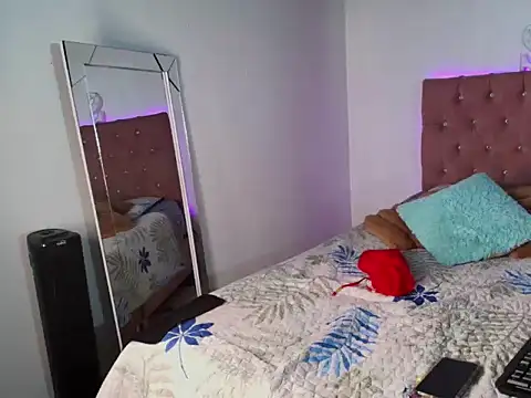 Tiffany pussyhott online show from February 2026 10:42:02 AM