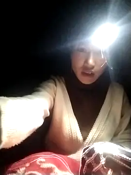 Snapshot of bemupcute chatting on February 2026 01:22:01 PM bemupcute online show from February 2026 01:22:01 PM