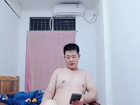 Snapshot of wwwhh777 chatting on April 2026 12:21:02 PM wwwhh777 online show from April 2026 12:21:02 PM