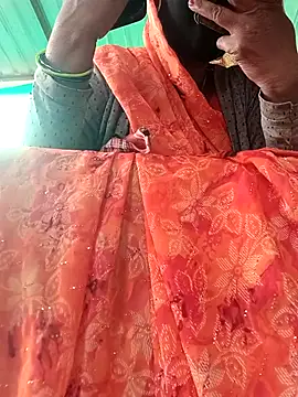 Snapshot of Muskan44s chatting on February 2026 03:58:01 AM Muskan44s online show from February 2026 03:58:01 AM