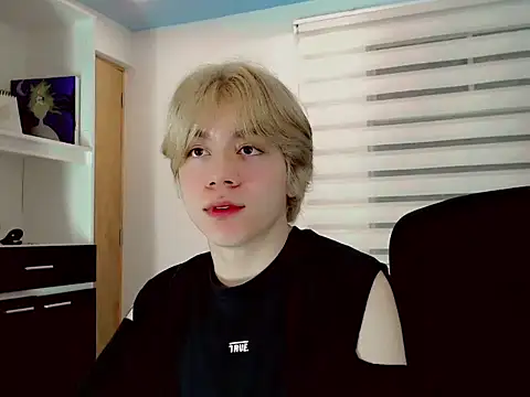 duvisex19 online show from April 2026 03:30:01 AM