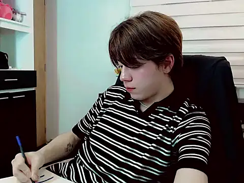 duvisex19 online show from April 2026 04:08:01 AM