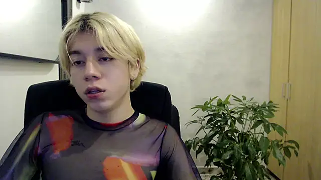 duvisex19 online show from July 2026 01:30:02 AM