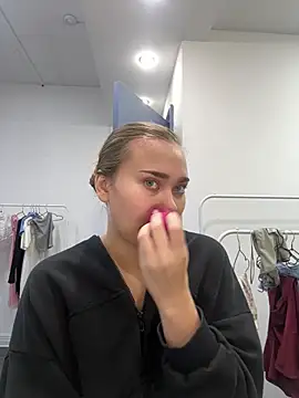 Snapshot of MonicaWestt chatting on February 2026 06:56:02 AM MonicaWestt online show from February 2026 06:56:02 AM