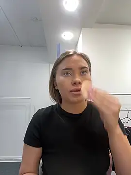 Snapshot of MonicaWestt chatting on February 2026 06:57:02 AM MonicaWestt online show from February 2026 06:57:02 AM