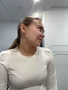 MonicaWestt online show from March 2026 06:15:02 AM